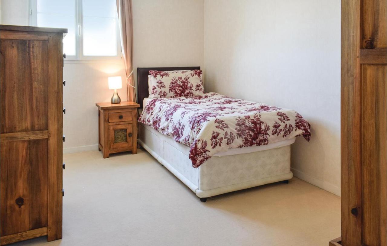 4 Bedroom Cozy Home In Port-En-Bessin-Huppain Luaran gambar